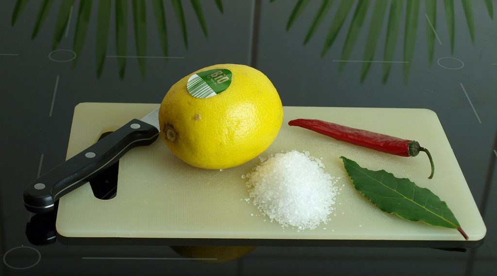 Eingelegte Zitrone Salz Gewürze
